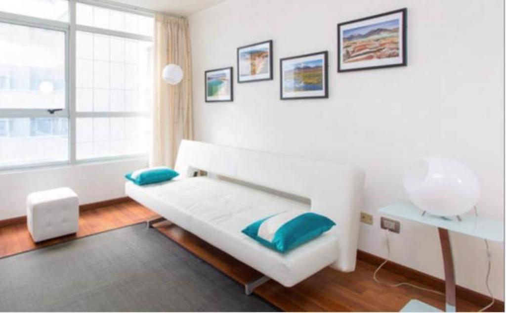 Sys Suites Nueva San Martin Santiago de Chile Rum bild